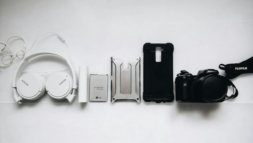Curated electronics, gadgets and smart devices